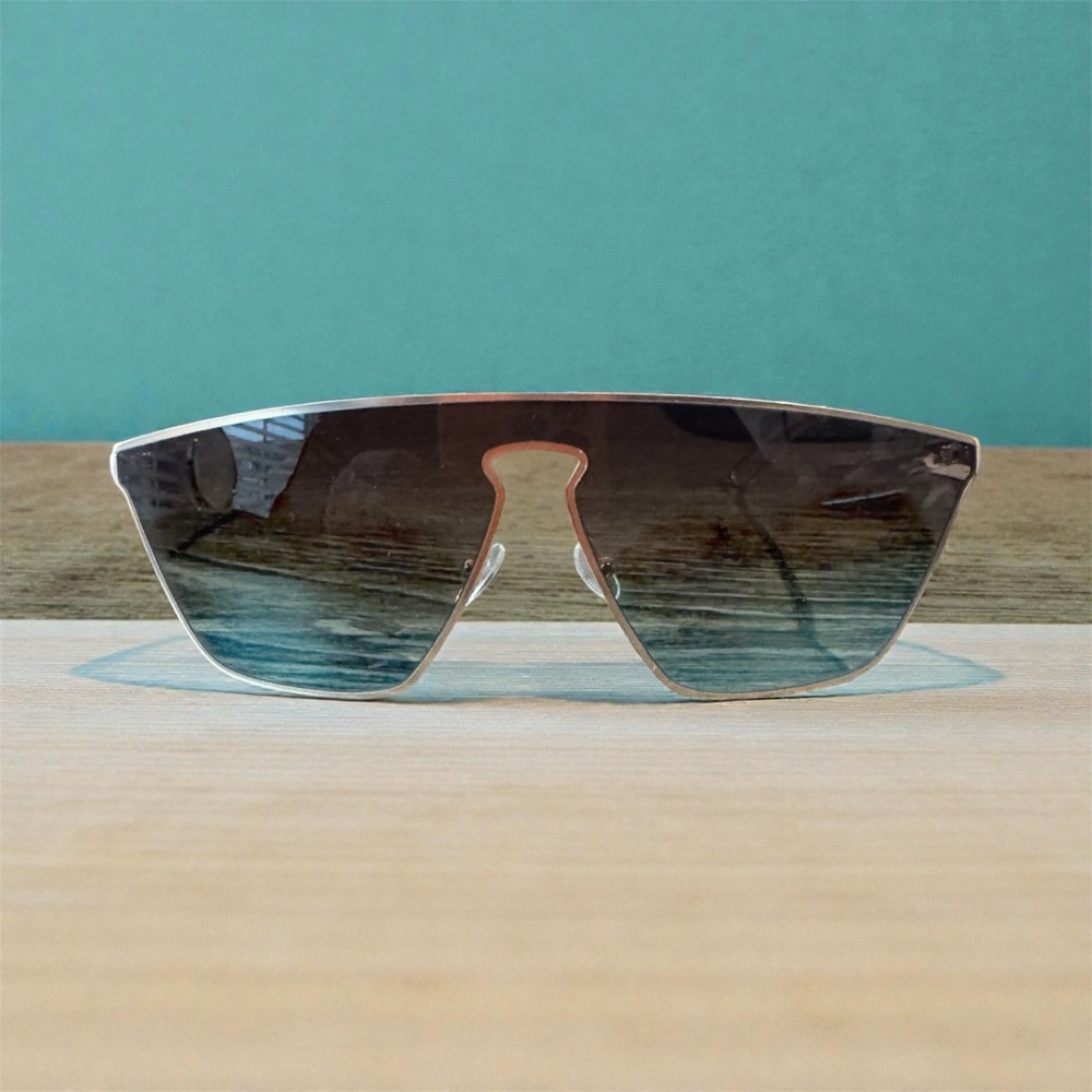 Stylish Brown and Teal Ombré Sunglasses